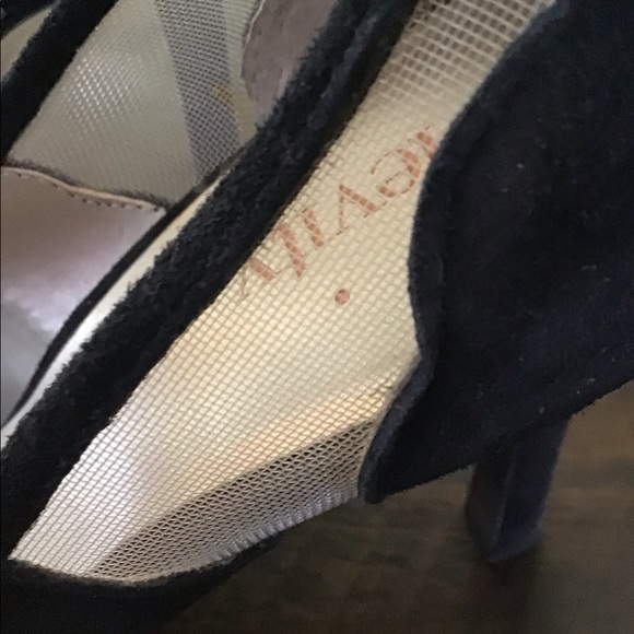 Levity Black Leather and Mesh Shoe - Picture 5 of 8